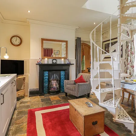 The Ticket Office * Whitby